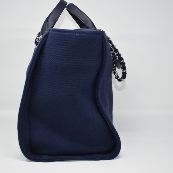 Chanel Deauville Navy - Picture 8 of 16